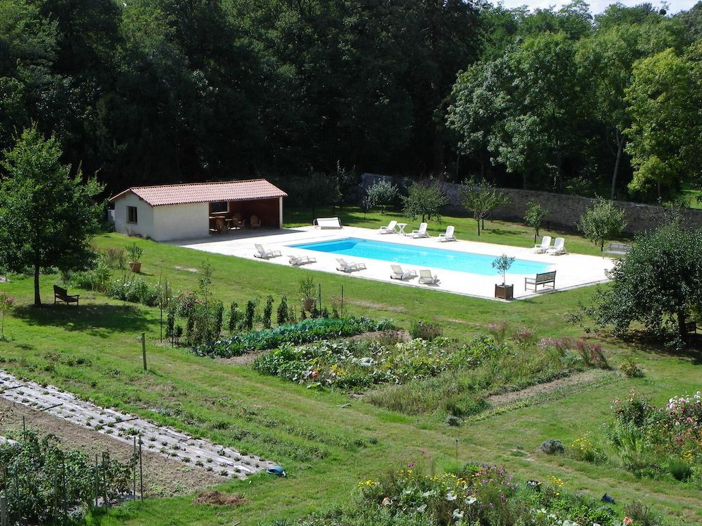 Chateau De La Marronniere Bed & Breakfast Aizenay Exterior photo